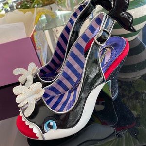 Irregular Choice Whale of A Time Heels Size 9 (40)